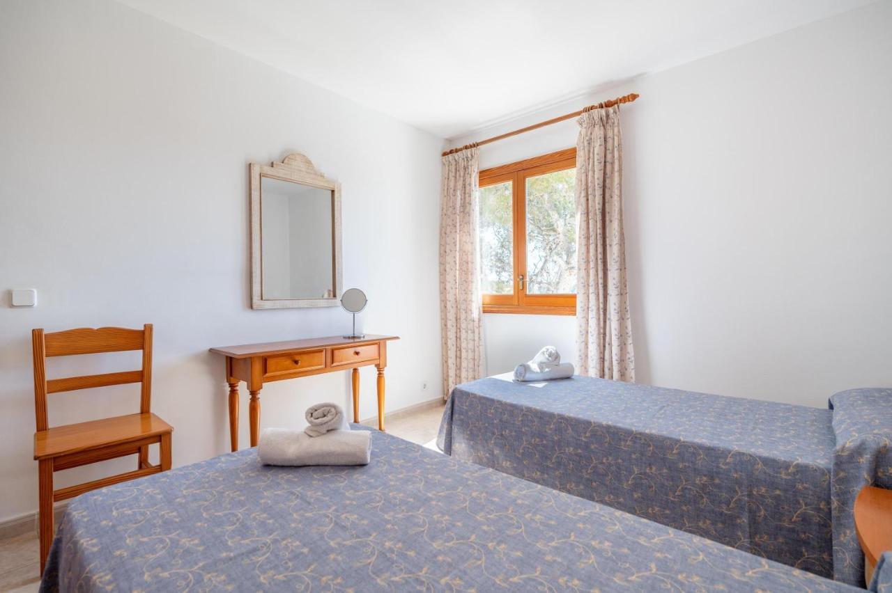 Apartamentos Karin 1ºc กาลาดอร์ ภายนอก รูปภาพ